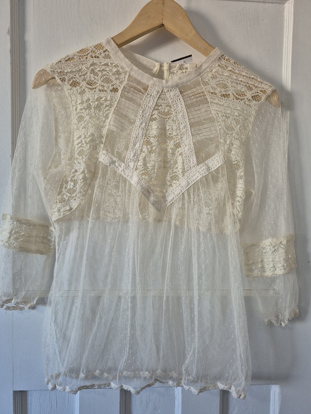 Rebellion Cream Lace Sheer Mesh Victorian Boho Blouse Lace Inset Sz M